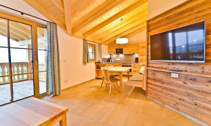 Arnbruck Apartment | Cozy vacation apartment (80sqm) with large terrace, panoramic view and wood-burning stove
