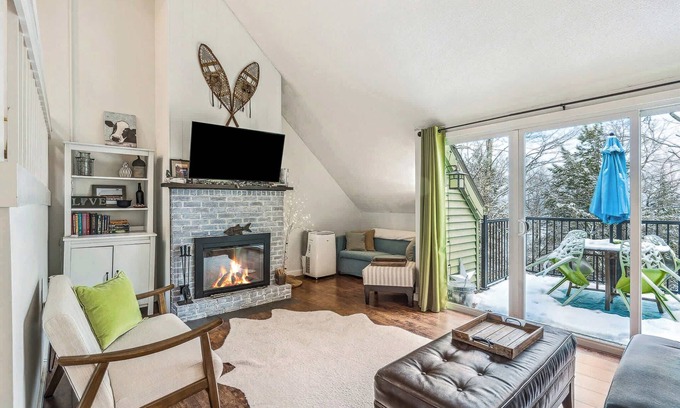 West Hartford Condo | Cozy VT Condo, Wood Fireplace | Kingswood 1C