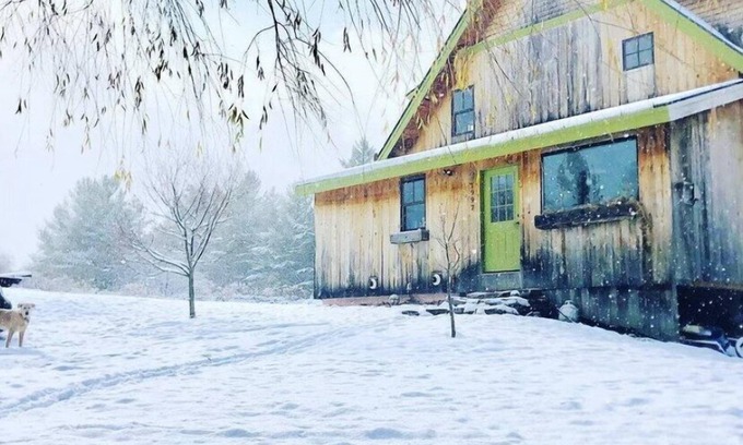 Warren House | Cozy Vt Post & Beam, close to Sugarbush and Mad River Glen!