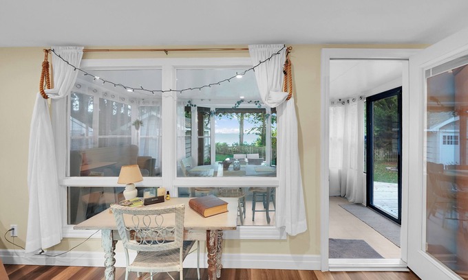 Central Huron Cottage | Cozy Waterfront Cottage!