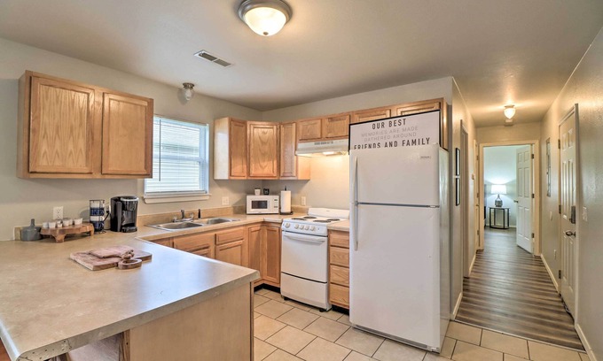 West Plains House | Cozy West Plains Home Near Shopping & Dining!
