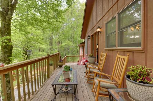 Whittier House | Cozy Whittier Home with Fire Pits Less Than 15 Mi to Hiking!