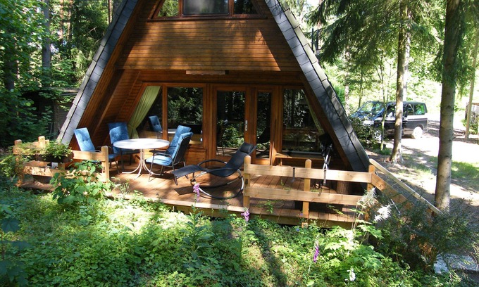 Schwachhausen House | cozy wooden house in an idyllic pine forest settlement with nearby fishing waters!