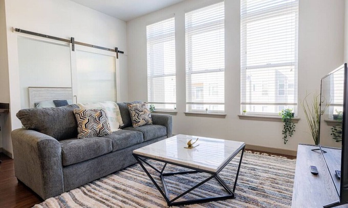 River North Art District Apartment | Cozy Work From Home!