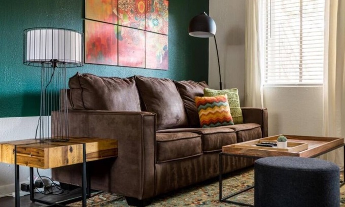 Barton Hills Apartment | Cozysuites 1BR Apartment Skyline Barton Creek 288