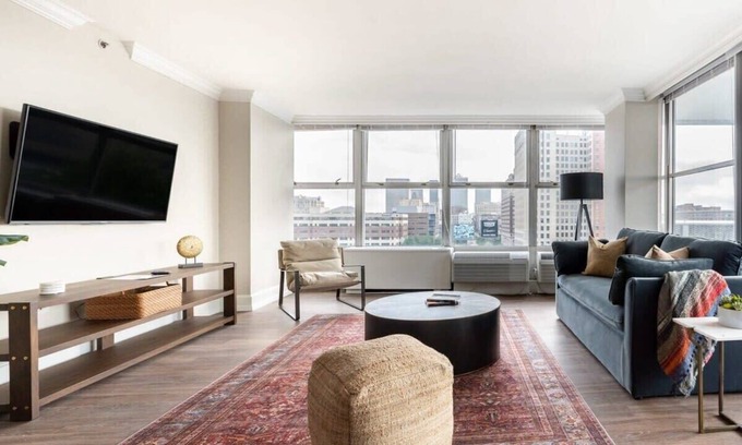 Old Louisville Apartment | CozySuites 800 Tower 1BR w/gym! 20