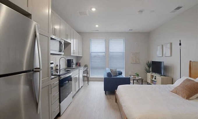 Lower Lawrenceville Apartment | Cozysuites l Spacious SDO Lawrenceville