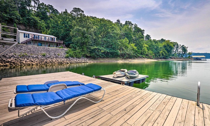 Crane Hill House | Crane's Nest: 4 BR, 2 BA in Crane Hill, Sleeps 8