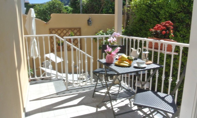 Sant'Agnello Apartment | Crawford Home