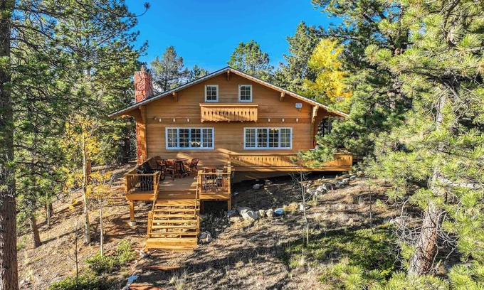 Florissant Cabin | Crazy horn chalet a scenic mountain escape