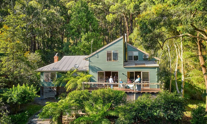 Warburton House | Create@Warburton connect, create, relax