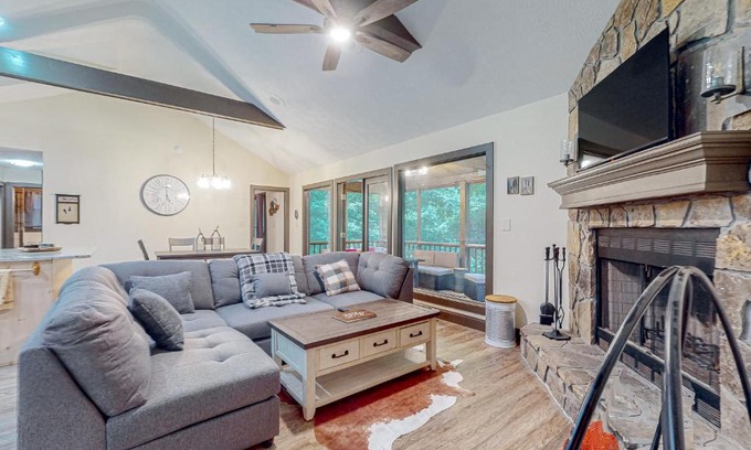 Young Harris House | Creekside Getaway