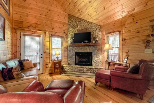 McCaysville House | Creekside Hideaway
