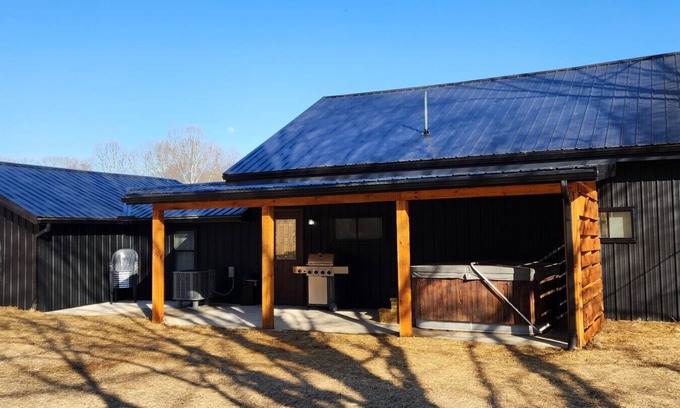 McArthur House | Creola Cottage - private land close to outdoor activities