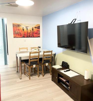 Chadwell Apartment | Crescent 2 beds Apartment
