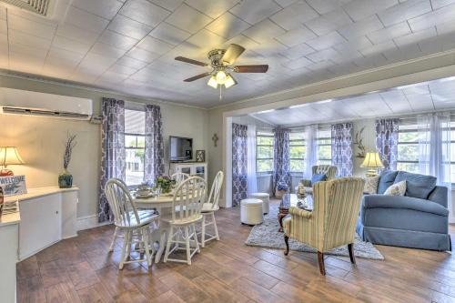 Crescent City Apartment | Crescent City Apartment with Easy Lake Access!