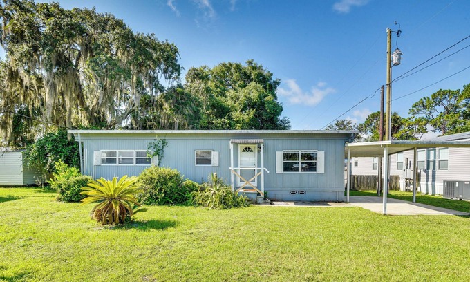 Crescent City House | Crescent City Vacation Rental: Near St Johns River