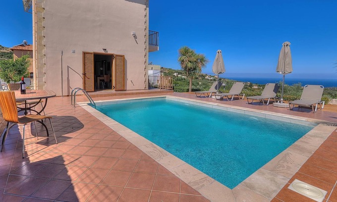 Agia Triada Villa | Crete's Tranquil Retreat Villa Larena
