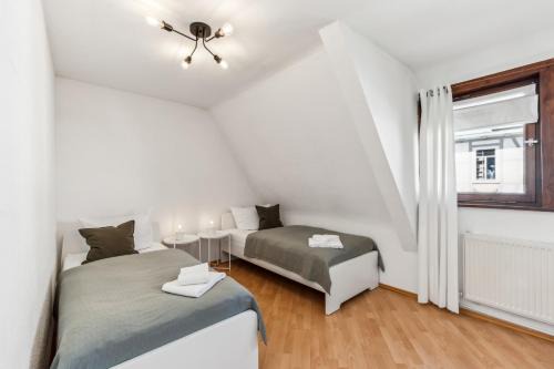 Gifhorn Apartment | CREW BEDS - APARTMENT in Gifhorn - For 4 People - 50m2, 1x Bedroom, 4x Single Bed, Free Kaffee, WiFi & Parking - 24h CHECK IN #GF01