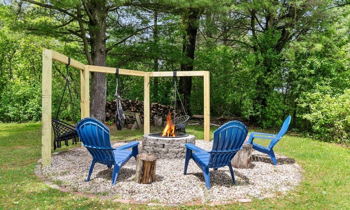 Wautoma House | Crisp Air, Cozy Fires & Lakefront Flair