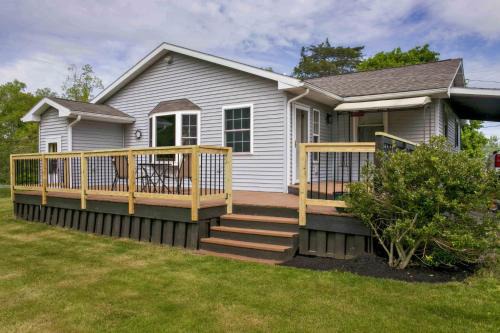 Hammondsport House | Crossroads