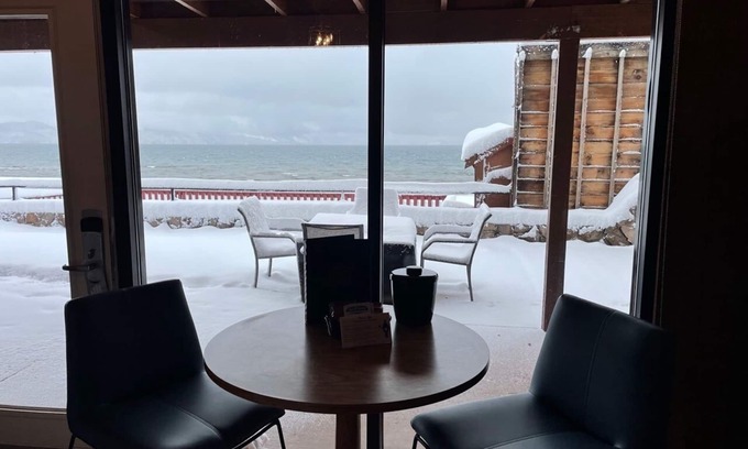 Kings Beach Hotel | Crown Motel