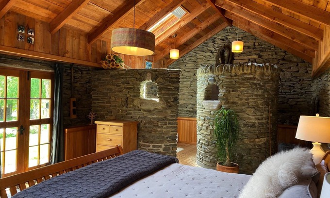 Arrowtown House | Crown Range Historic Stables