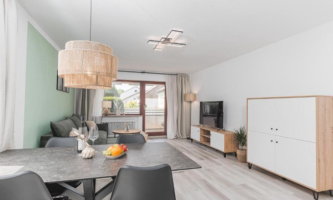 Bittenfeld Apartment | Cruwzo - Fantastic Apartment with Balcony and Parking