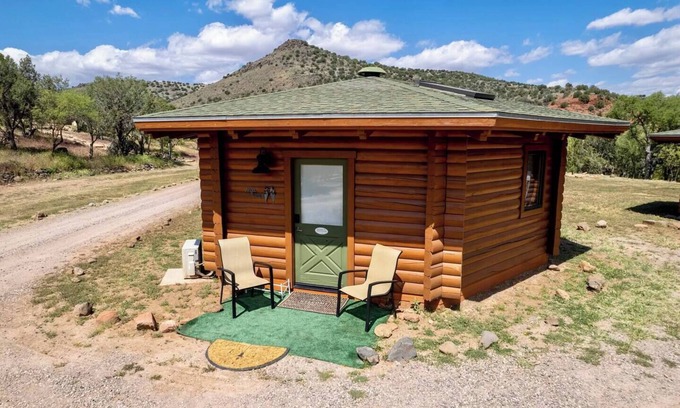 Cornville Cabin | Crystal Chalet Angel Wings