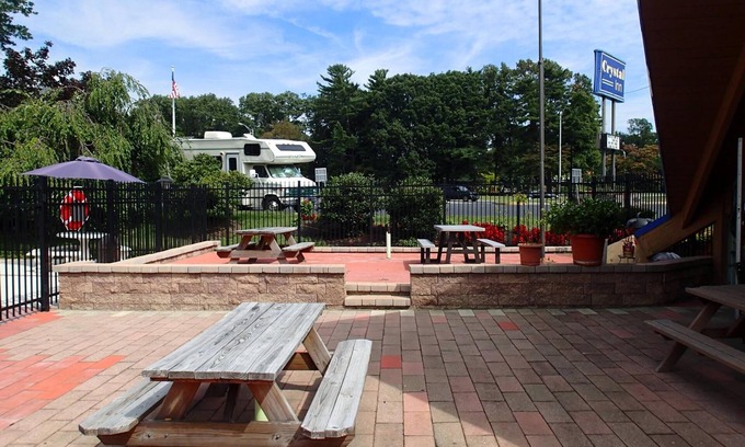 Neptune City Hotel | Crystal Inn Neptune