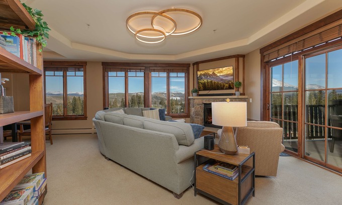 Breckenridge Condo | Crystal Peak Expedition Condo: Ski-In, Ski-Out Luxury