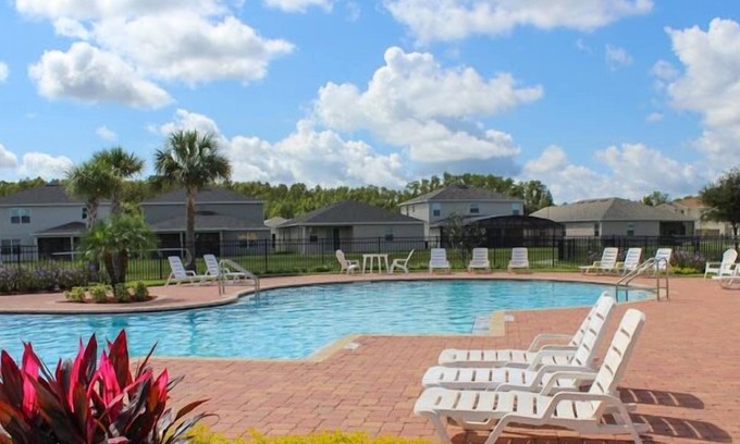Crystal Cove House | Crystal Resort Dream Villa 4 Beds/3 Baths/Priv SPA and Pool/9 ppl