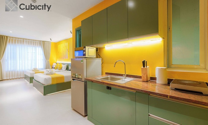 Nguyen Thai Binh Hotel | Cubicity Metro House