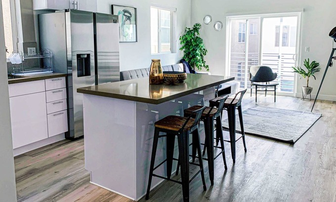 View Park-Windsor Hills House | Cubier - Spacious Townhouse in Mid City - CR4-WIN