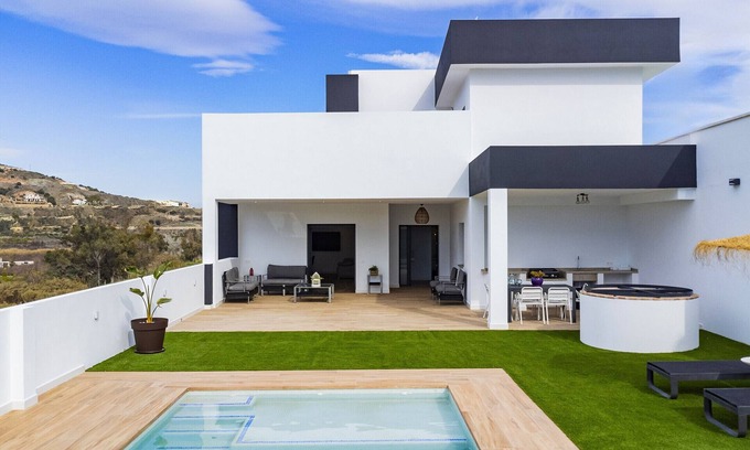 Alhaurin el Grande Cottage | Cubo's Casa Rural El Pozo/private pool/air conditioning/free wifi