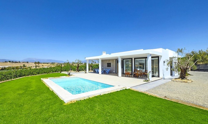 Alhaurin el Grande Cottage | Cubo's Casa Rural Bellaluz/private pool/air conditioning/free wifi