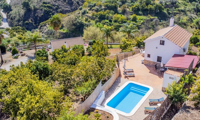 Yunquera Cottage | Cubo's Casa Mi Recreo/private pool/views