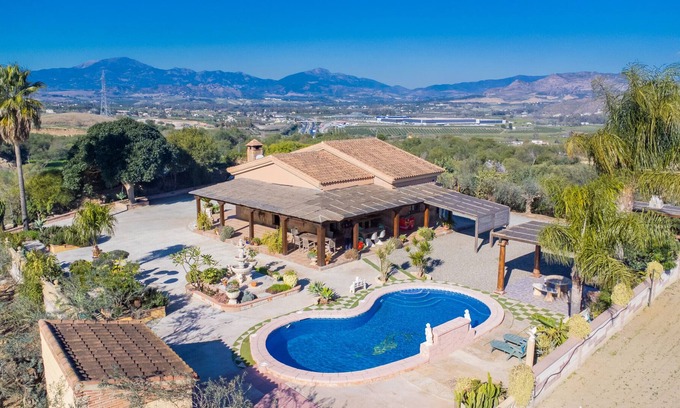 Cartama Cottage | Cubo's Casa Vistas del Cerro View Montain / private pool / air-conditioning / free wifi