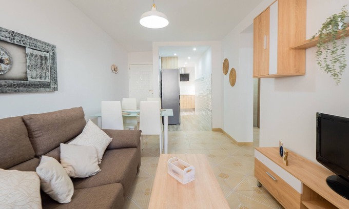 Alhaurin el Grande Apartment | Cubo's Ideal Alhaurin Job/urban/ideal for teleworking