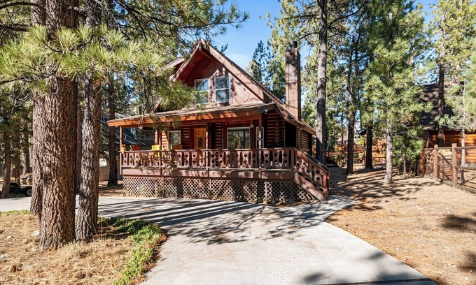 Eagle Mountain Estates Cabin | Cubs Cabin