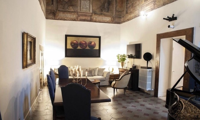Rione VI Parione Apartment | Cultural heritage Roman Palace