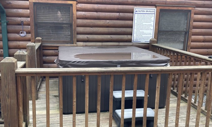 Almond Cabin | Customer Appreciation Year! Get a free night!