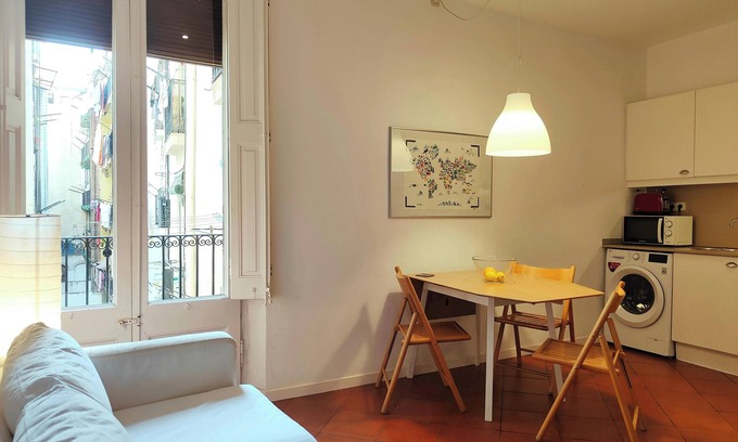 Gothic Quarter Apartment | Cute 1 bedroom apt. Super central location. R.K