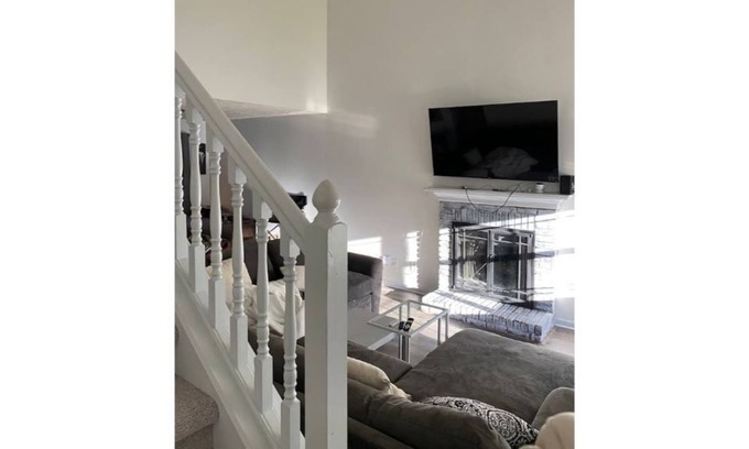 Carmel House | Cute 3BRs House, Carmel