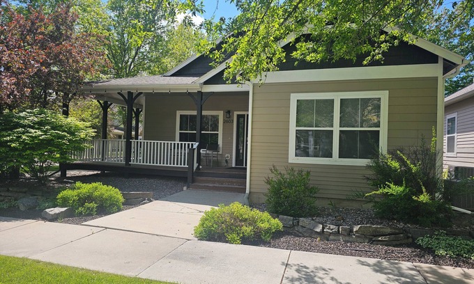 Missoula House | Cute and Clean Bungalow