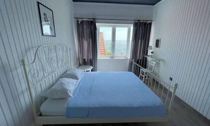 Canakkale House | Cute Apart in the Center of Bozcaada