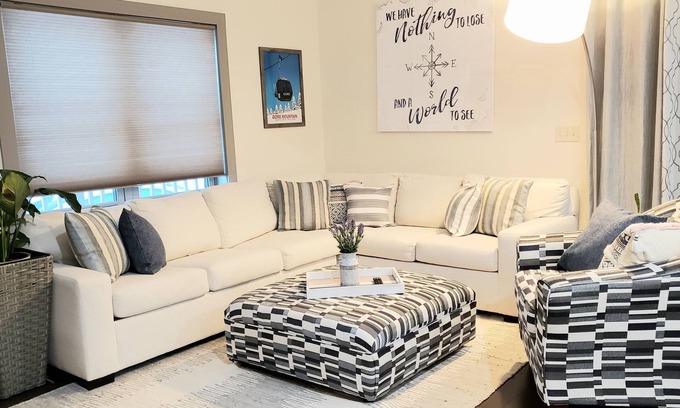 Lake George House | Cute&Chic Lake George Escape (2bedroom/2bath w/parking)