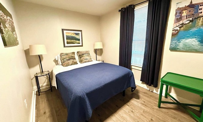 Downtown Apartment | Cute Condo Near Downtown