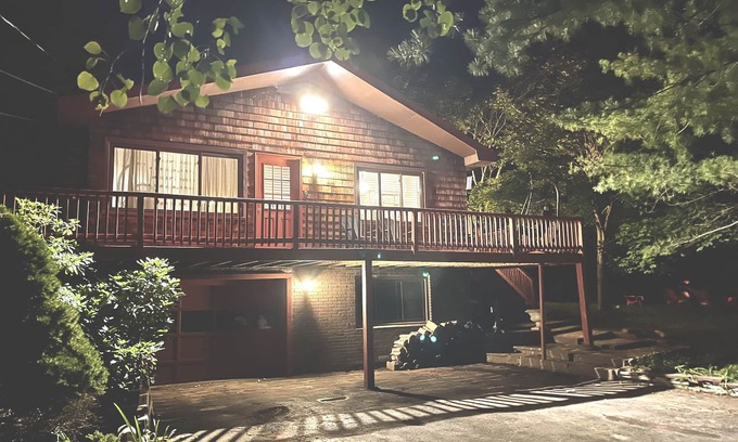 Tannersville House | Cute Cozy Catskill Escape