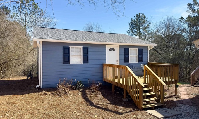 Woodstock House | Cute & Cozy Guest House - Woodstock